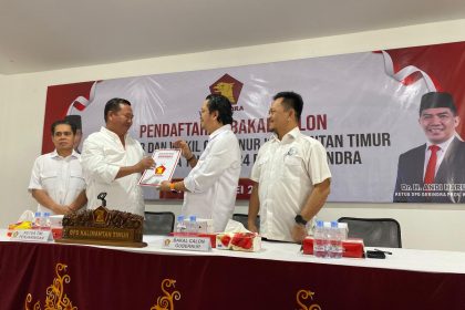 Mahyudin kembalikan formulir pendaftaran Calon Gubernur Kalimantan Timur