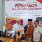 M Alif Turiadi menyerahkan berkas pencalonan Bupati Kukar pada Pilkada 2024