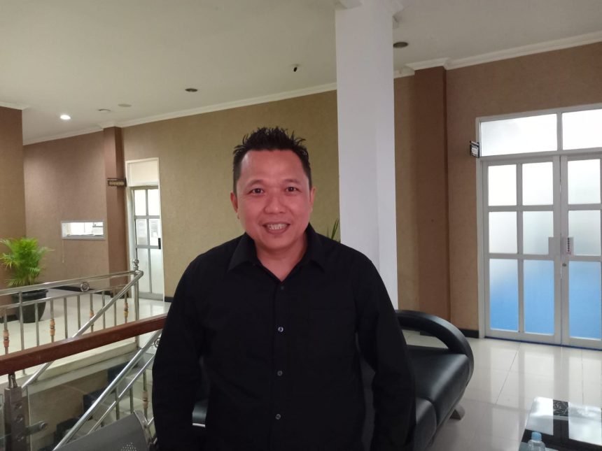 Deni Hakim Anwar, Sekretaris Komisi IV DPRD Samarinda