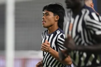 Pemain muda Borneo FC Samarinda, Dwiky Aris.