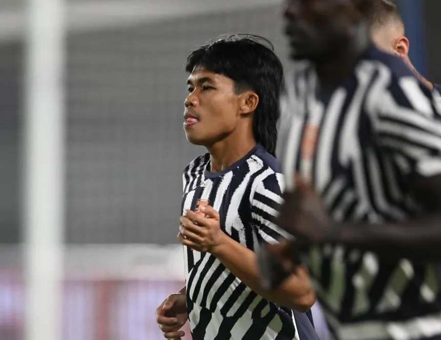 Pemain muda Borneo FC Samarinda, Dwiky Aris.
