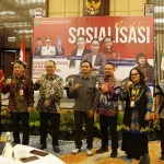 Sekda Mahulu Stephanus Madang, menghadiri Sosialisasi Netralitas Aparatur Sipil Negara (ASN) dan Non-ASN dalam rangka Pemilihan Umum Kepala Daerah (Pilkada) Serentak 2024, yang digelar di Ballroom Hotel Novotel Balikpapan. Kamis (17/10/2024)