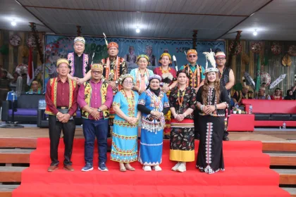 Pergelaran Festival Hudoq Pekayang, agenda tahunan Pemkab Mahulu berpusat di Kampung Long Isun Kecamatan Long Pahangai berlangsung sukses dan meriah.
