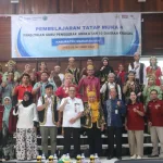 Sekda Stephanus Madang, membuka Pembelajaran Tatap Muka 4 Pendidikan Guru Penggerak Daerah Khusus Angkatan 10, di Balai Adat Ujoh Bilang. Rabu (23/10/24)