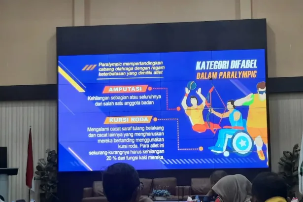 Kegiatan konferensi pers terkait raihan prestasi kontingen Kaltim di ajang Peparnas 2024 Solo, di Diskominfo Kaltim, Kota Samarinda, pada Jumat (26/10/2024).