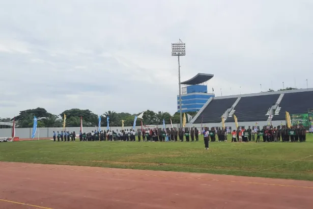 Pembukaan Kejuaraan Nasional (Kejurnas) Panahan Piala Panglima TNI di Stadion Gelora Kadrie Oening Sempaja, pada Jumat (1/11/2024), dalam rangka peringati HUT TNI ke 79 tahun 2024.