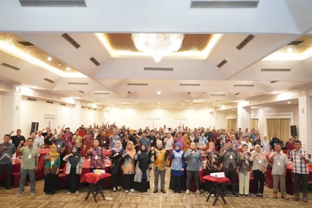 Bimbingan Teknis (Bimtek) bertema penguatan kapasitas bagi para pelaku usaha dan masyarakat. (Foto: Istimewa)