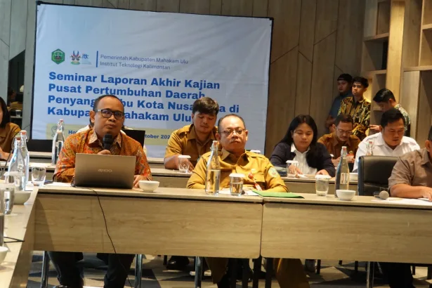 Seminar Laporan Akhir Kajian Pusat Pertumbuhan Daerah Penyangga IKN di Kabupaten Mahulu