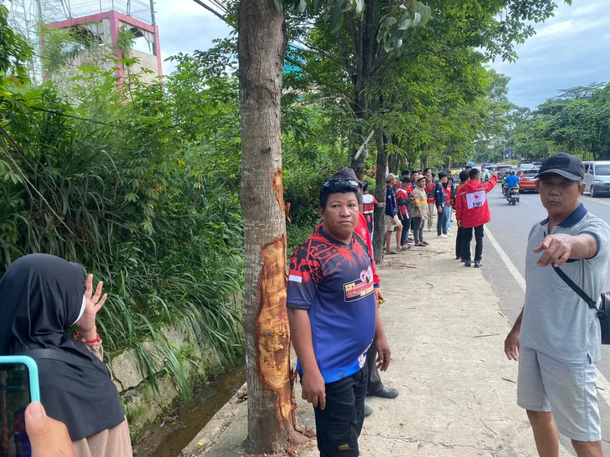Lokasi Kecelakaan maut yang menewaskan tiga relawan GMS di tikungan Perum Vila Tamara, Jalan AW Sjahranie, Kelurahan Gunung Kelua, Samarinda Ulu, Senin (9/12/2024) malam.