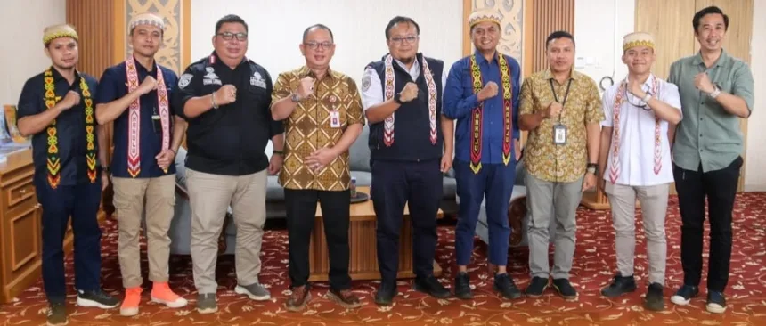 Pemkab Mahulu menerima kunjungan tim survei Direktorat Jenderal (Ditjen) Perhubungan Udara, Kementerian Perhubungan RI.