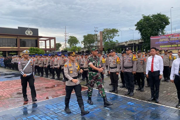 Apel Gelar Pasukan Operasi “Lilin Mahakam 2024” Jumat (20/12/2024).