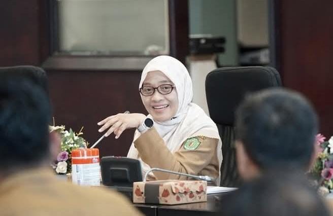 Sekretaris Daerah (Sekda) Provinsi Kaltim, Sri Wahyuni, memimpin langsung rapat persiapan besar di Kantor Gubernur Kaltim pada Selasa (24/12/2024).(IST)