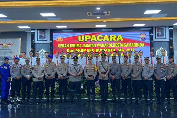 Upacara Serah Terima Jabatan AKBP Heri Rusyaman resmi dilantik sebagai Wakapolresta Samarinda pada Kamis (2/1/2025).