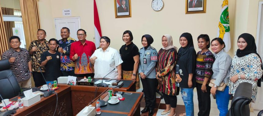 SSB Nahusam FA audiensi bersama Wakil Ketua II DPRD Kaltim, Ananda Emira Moeis yang digelar di Kantor DPRD Kaltim.