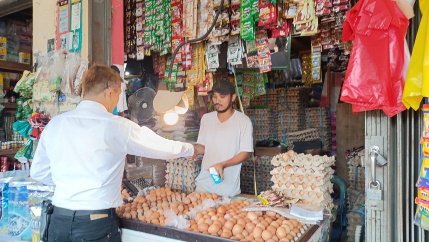 Pedagang Sembako di Pasar Kedondong.