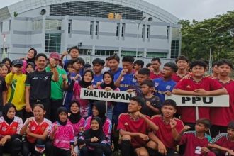 Saat foto bersama dipembukaan Kejurprov U-18 Kaltim.