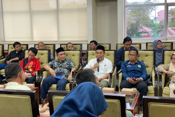 Rapat GPM menjelang HBKN Puasa dan Idul Fitri 2025 di Ruang Eksekutif Kantor Bupati Kukar pada Kamis (27/2/2025).