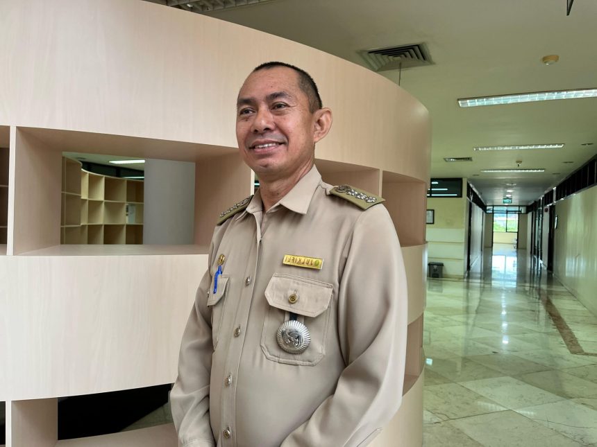 Camat Kota Bangun Darat, Zulkifli.