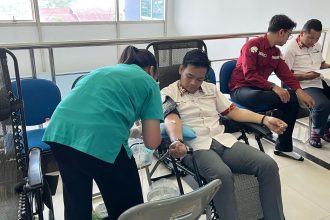 Donor darah yang digelar Diskominfo Kukar. (Foto: Sekala)