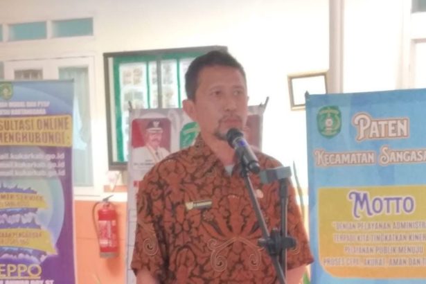 Camat Sangasanga, Dachriansyah.