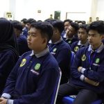 Bupati Kukar, Edi Damansyah membuka secara resmi Binlat bagi calon mahasiswa PKN STAN, di ruang serbaguna Dispora, Selasa (6/5/2025).
