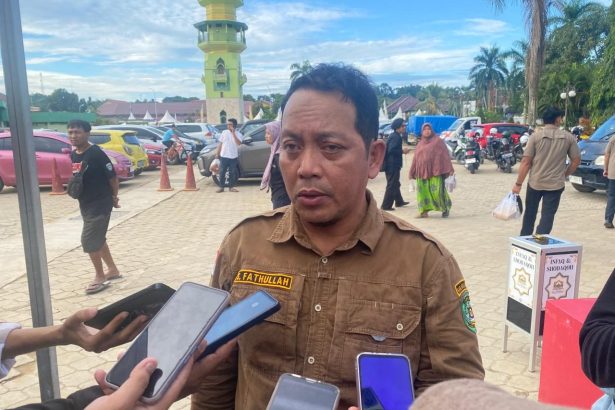 Plt Kepala Dinas Perindustrian dan Perdagangan (Disperindag) Kukar, Sayid Fathullah.