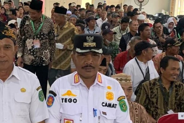 Camat Tenggarong Seberang, Tego Yuwono