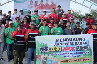 Apel Bersama Aksi Bersih Sampah Plastik dan Penanaman Pohon di Taman Tanjong.