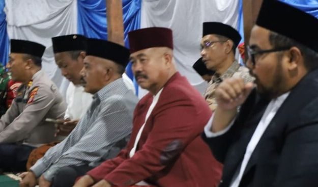 Bupati Kutai Kartanegara Edi Damansyah menghadiri Haflah Takhtim dan wisuda santri Pondok Pesantren Nurul Islam