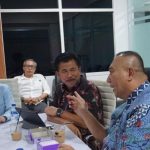 Sekda Kukar, Sunggono saat Audiensi membahas izin serta tata kelola perdagangan karbon di kawasan gambut di luar kawasan hutan di Kukar.