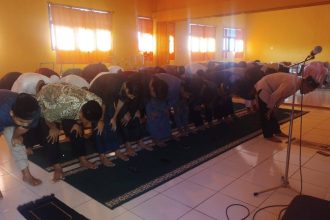 Pendidikan agama di SMKN 1 Sebulu.