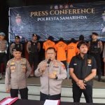 Polresta Samarinda menggelar konferensi pers terkait Kasus Penyekapan Remaja dan Dugaan Narkoba yang digelar Polresta Samarinda pada Jumat (27/6/2025)